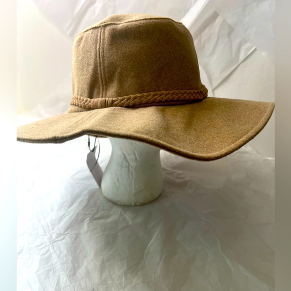 NWTS ASN Harper Floppy Hat From Hats - Picture 8 of 12